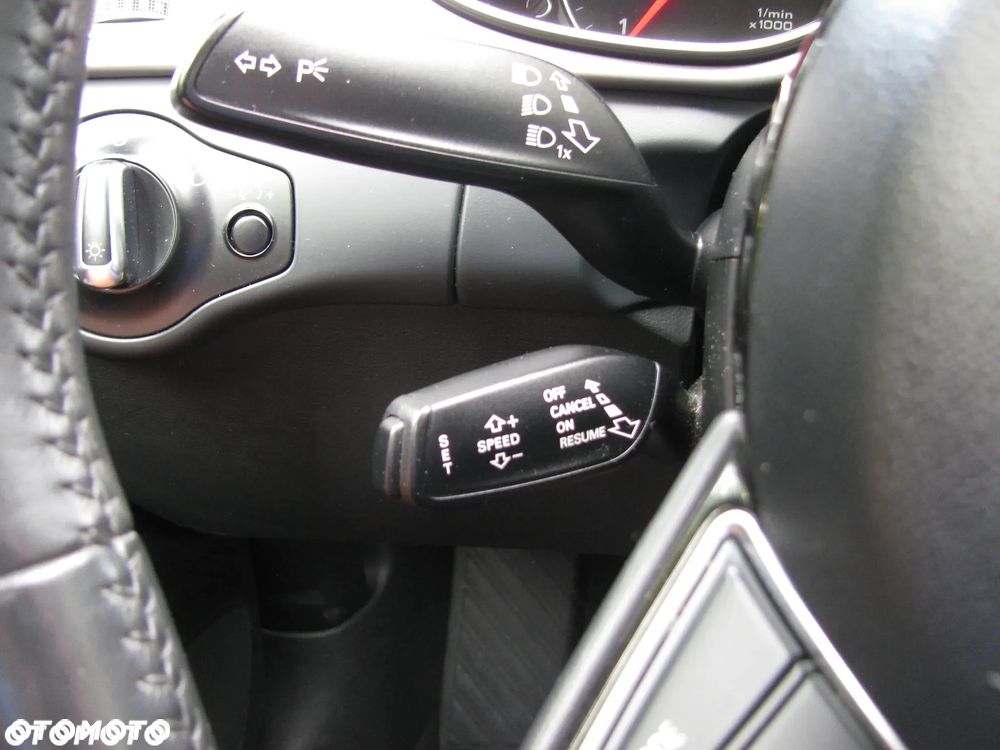 Audi A4 Avant 2.0 TDI - 25