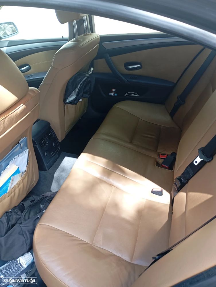 BMW 520 dA - 8