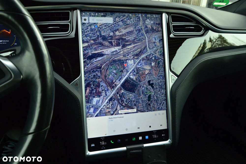 Tesla Model S 75 - 25