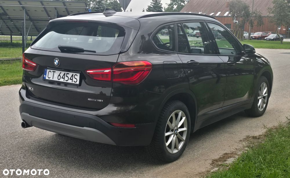 BMW X1 sDrive18i - 4