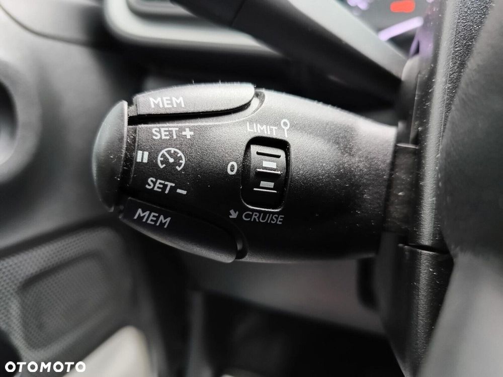 Citroën C3 1.2 PureTech Max EAT6 - 14