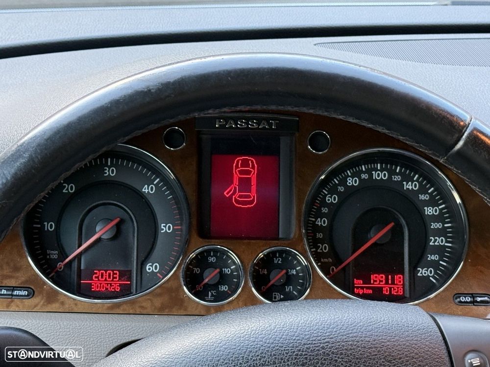 VW Passat Variant 2.0 TDI 4M Highline IM - 14
