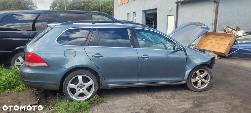 Volkswagen Golf V 1,9 BLS na części - 1