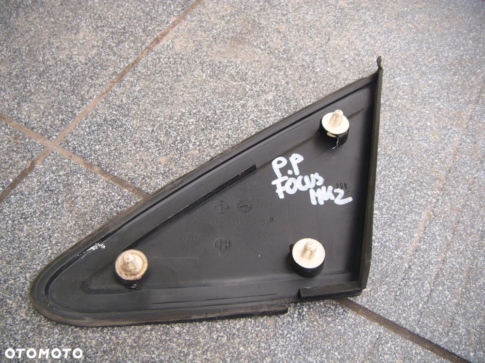 ford focus mk2 trójkąt- zaślepka błotnika prawy przód  4m51-a16003-a - 2