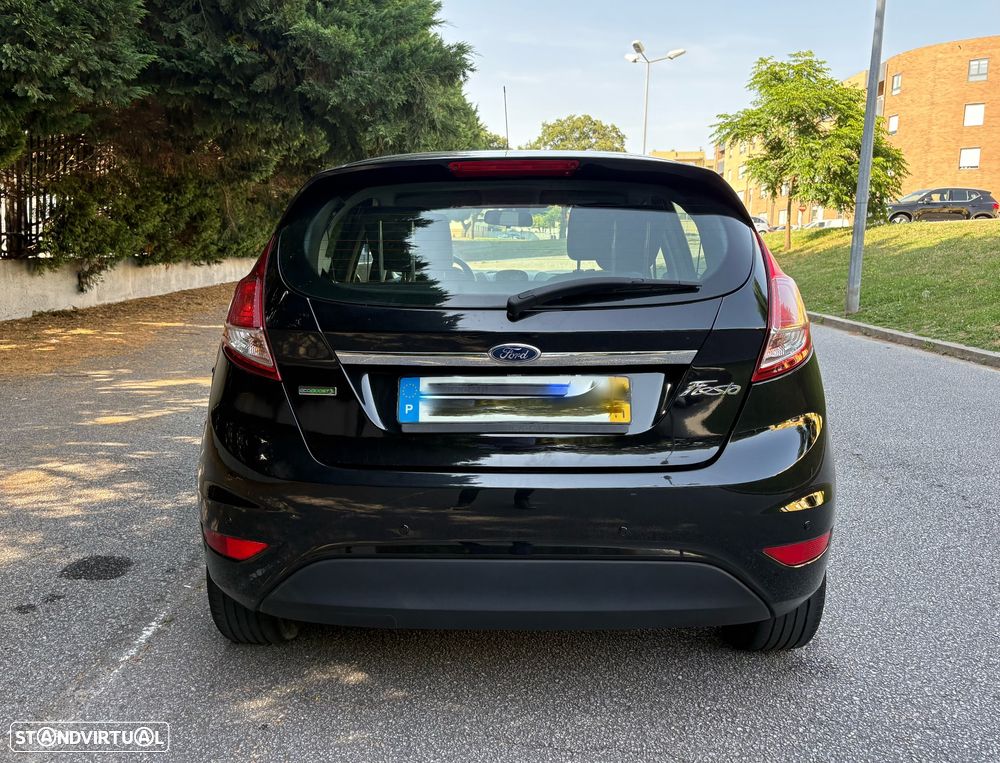Ford Fiesta 1.0 T EcoBoost Titanium - 23