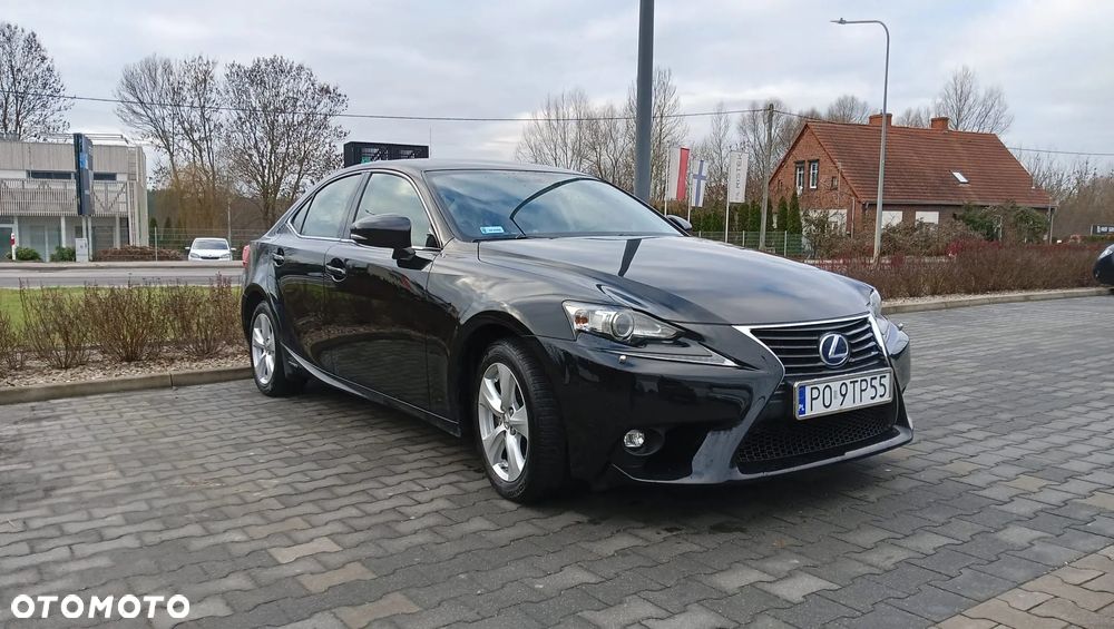 Lexus IS 300h Elite - 1