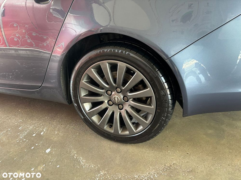 Opel Insignia 2.0 CDTI Sports Tourer - 11