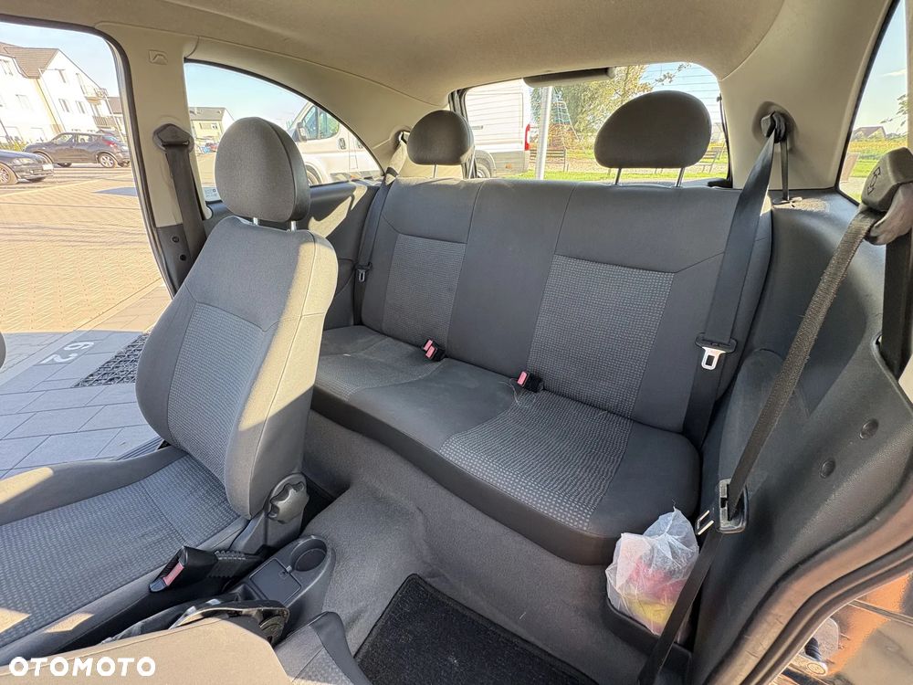 Opel Corsa 1.2 16V Cosmo - 7