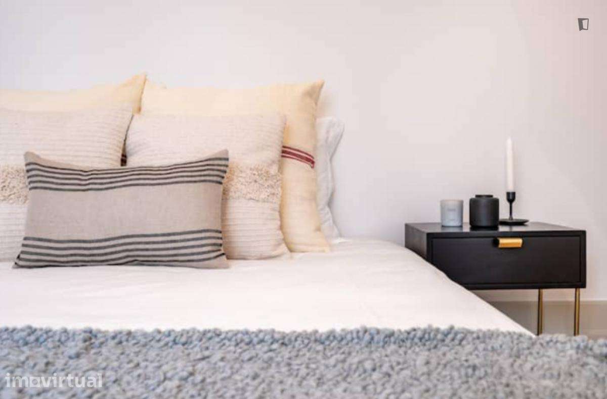 Apartamento com 1 quartos - localizado em Santo Ildefonso Porto - Grande imagem: 4/16