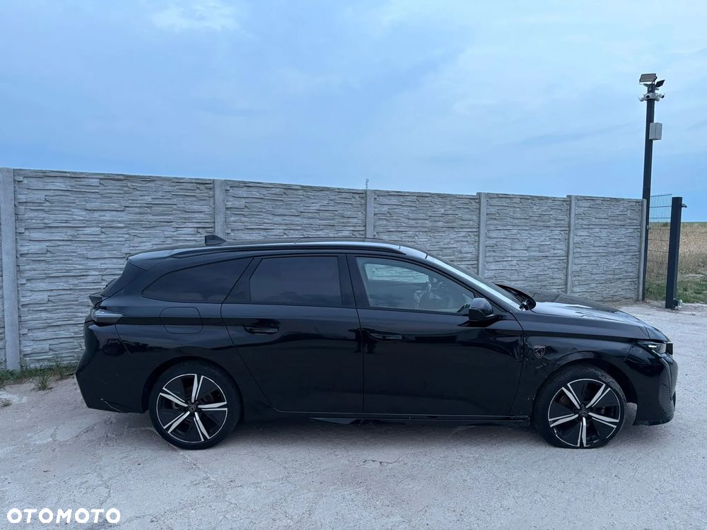 Peugeot 308 BlueHDi 130 EAT8 GT - 24