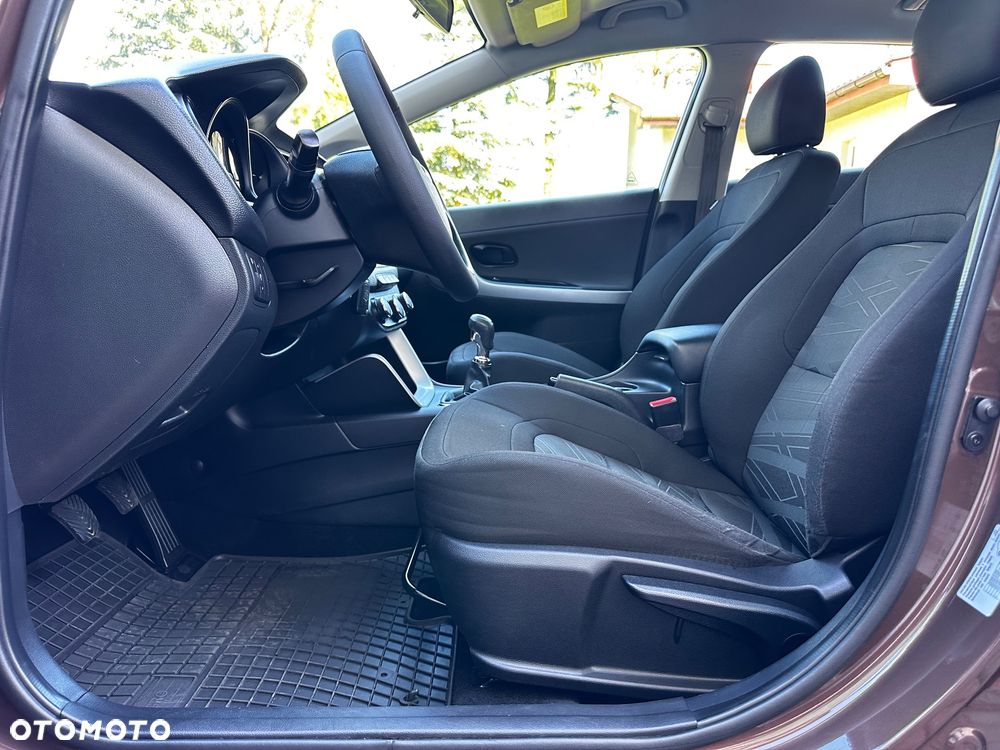 Kia Ceed 1.4 CVVT Fifa World Cup Edition - 18