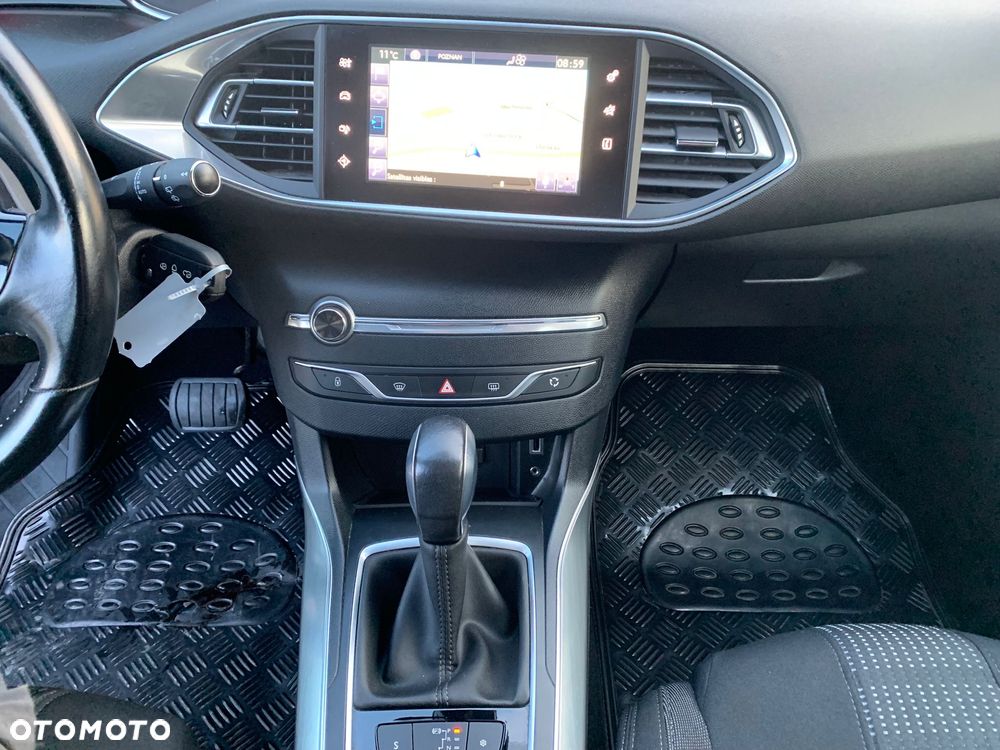 Peugeot 308 BlueHDi 120 EAT6 Stop & Start Business-Line - 24