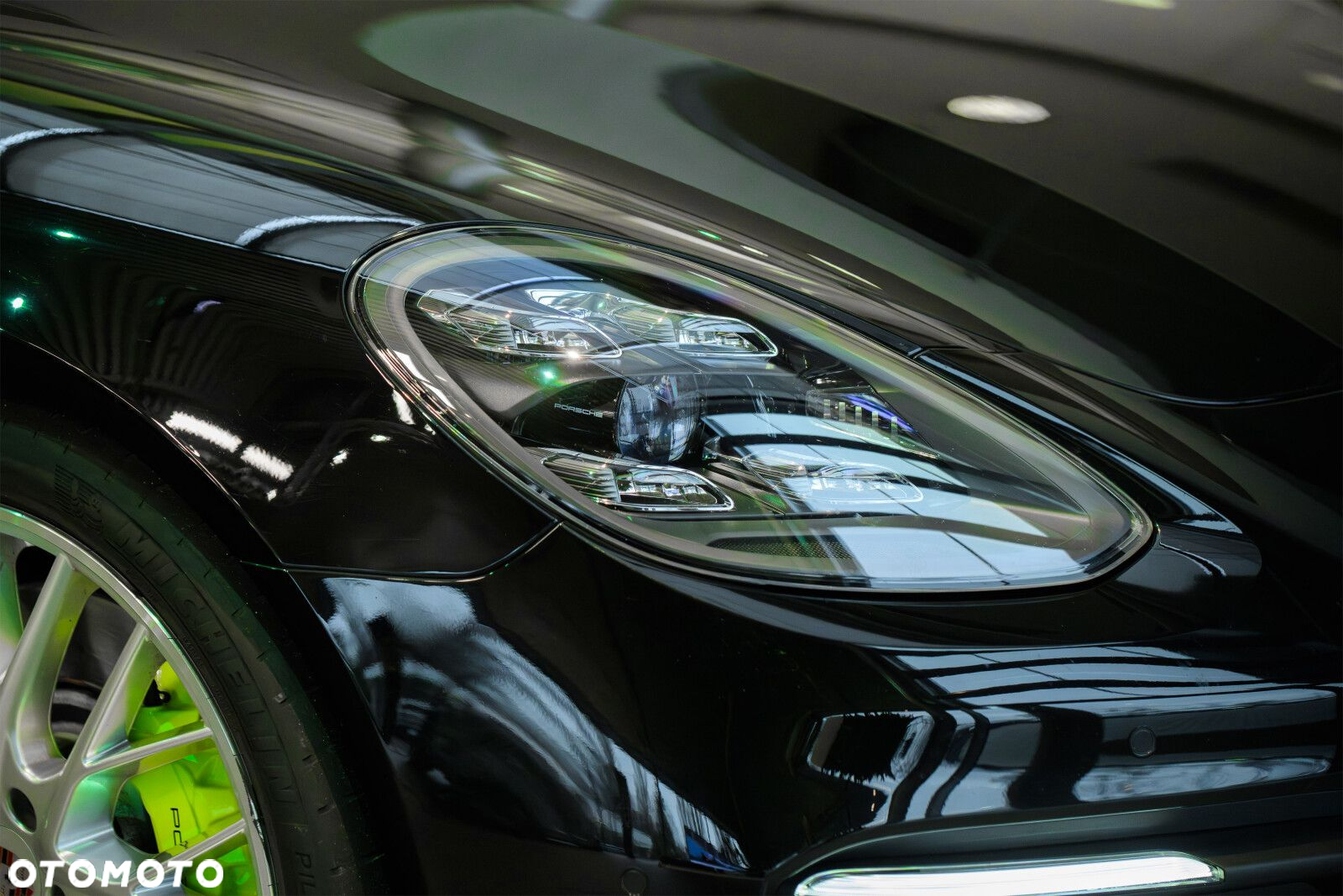 Porsche Panamera - 16