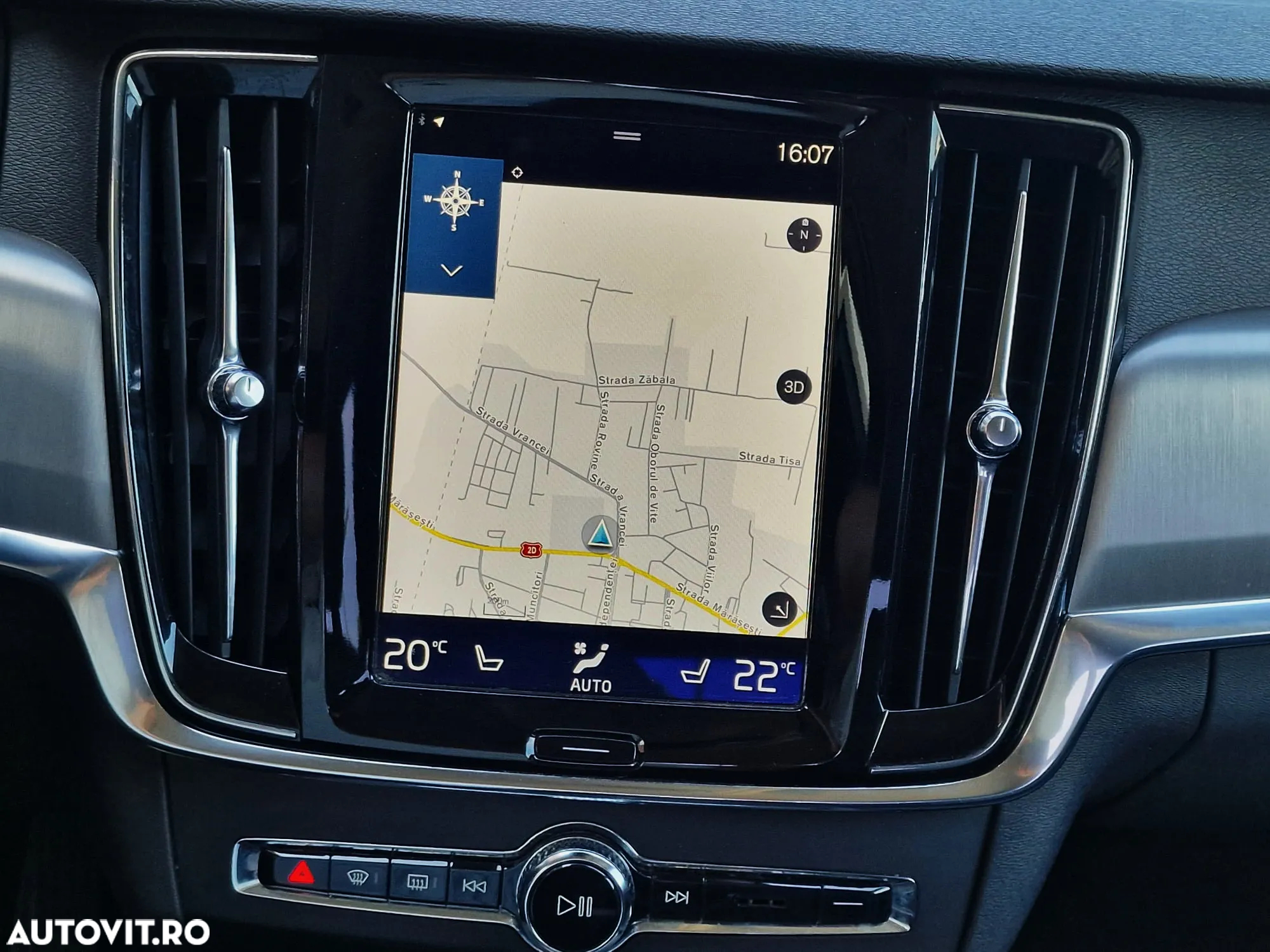 Volvo S90 D3 Geartronic R Design - 35
