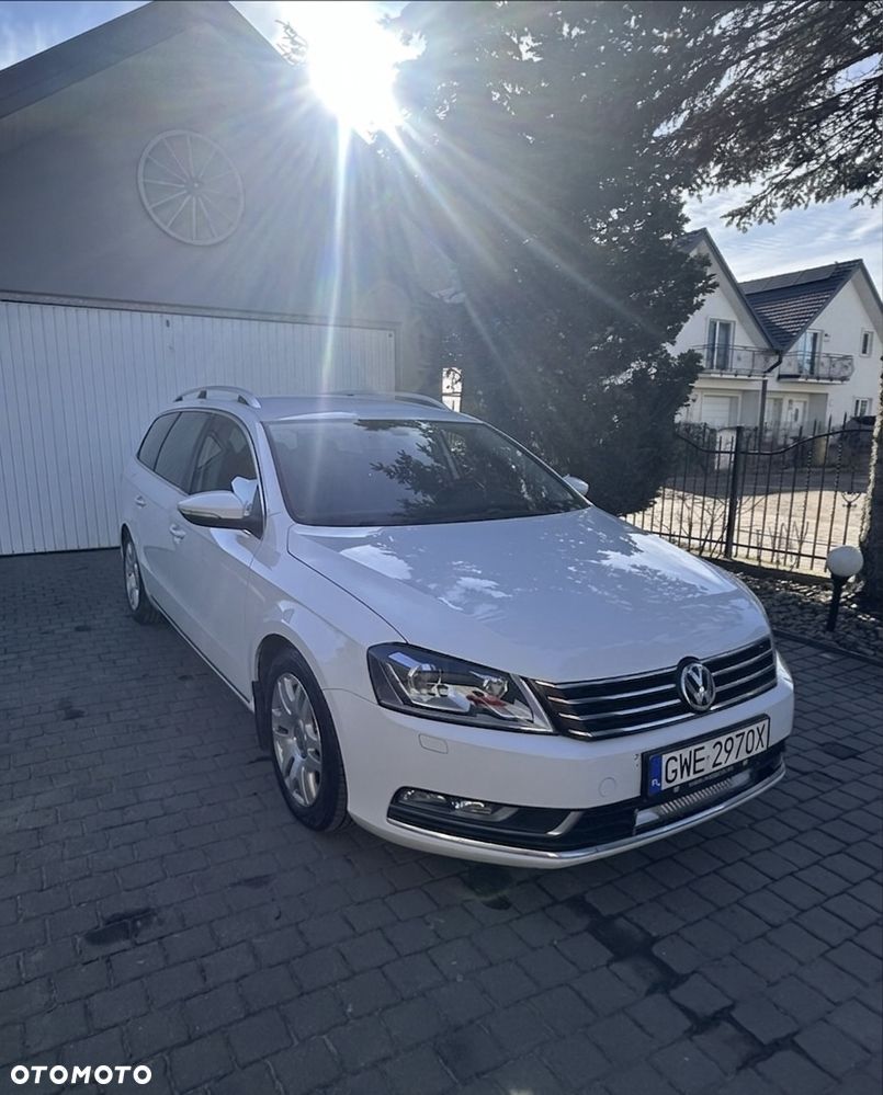 Volkswagen Passat 2.0 TDI 4Motion DSG BlueMotion Tech Comfortline - 10