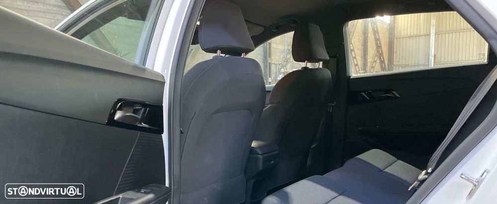 MG MG4 51 kWh Standard - 8