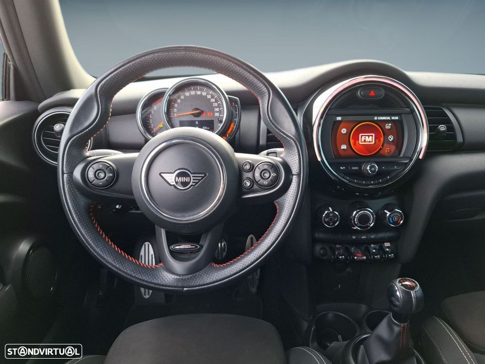 MINI 3 Portas One - 13