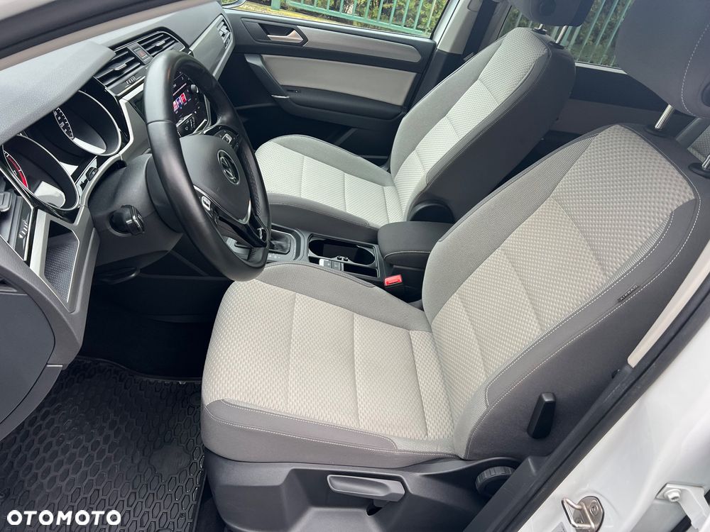 Volkswagen Touran 1.5 TSI EVO Comfortline DSG - 25
