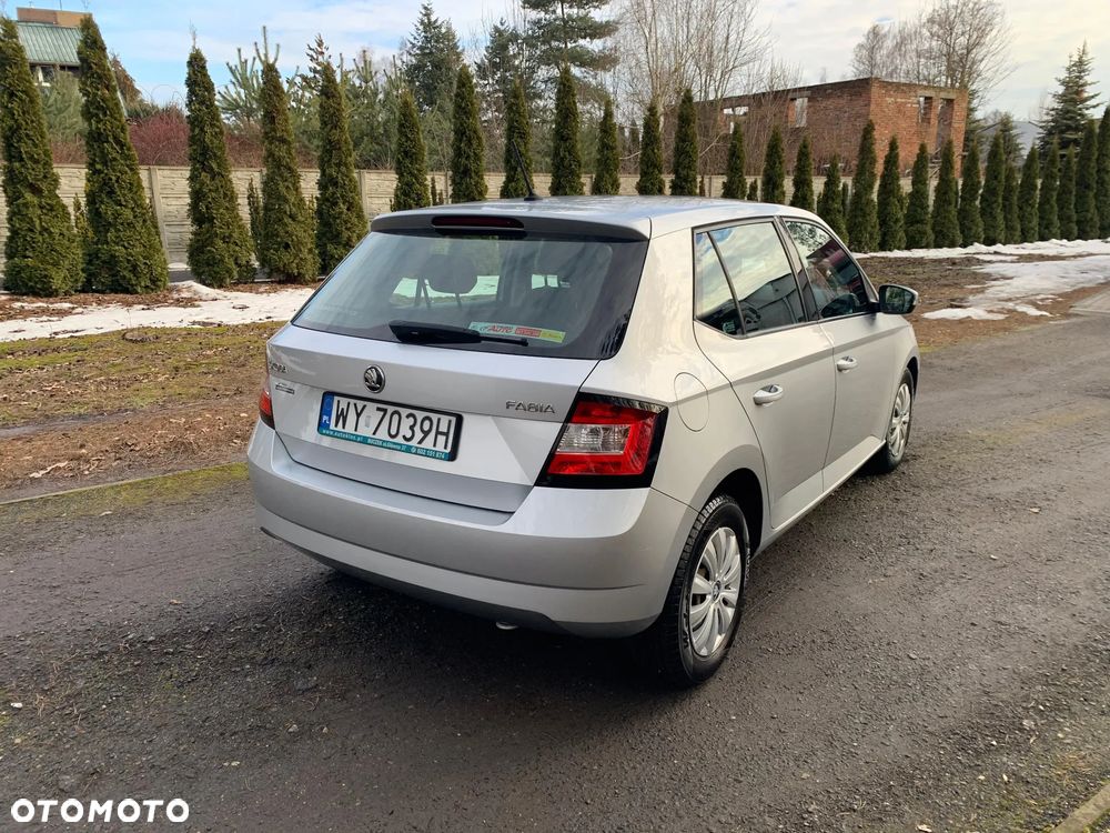 Skoda Fabia - 2