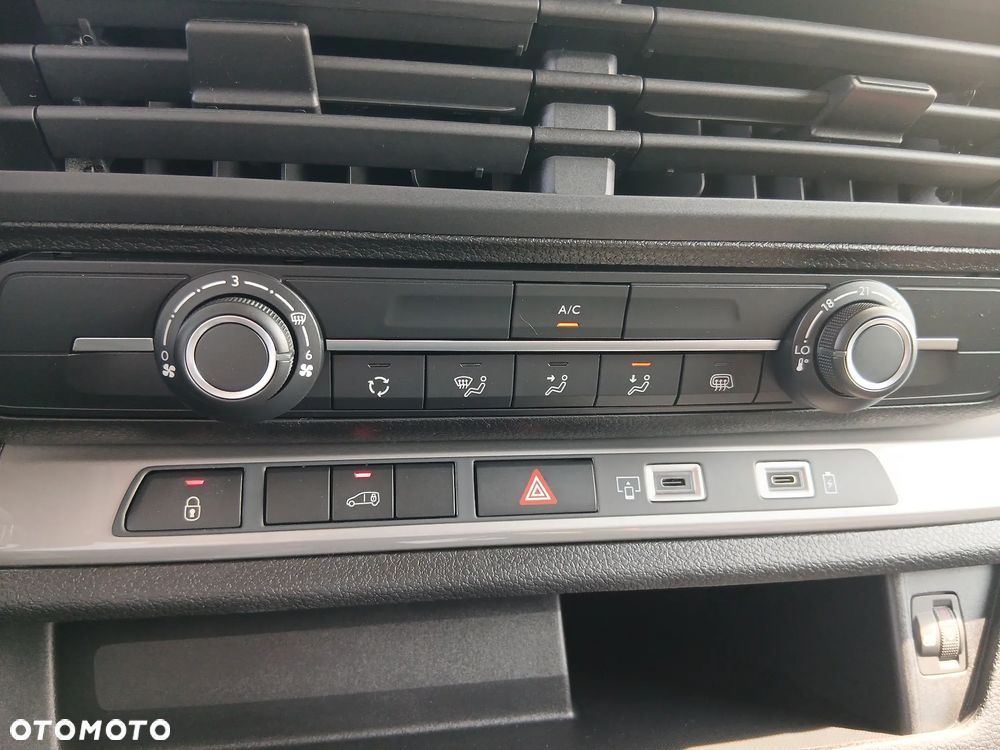Peugeot Expert - 9
