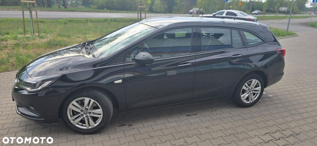Opel Astra - 2