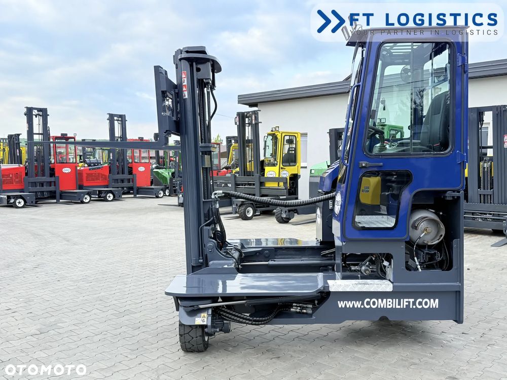 Combilift WÓZEK CZTEROKIERUNKOWY - WIELOKIERUNKOWY | COMBILIFT C4500S | GAS | TRIPLEX 5550MM | POZYCJONER WIDEŁ | WOLNY SKOK | NOWE OPONY | PO SERWISIE | STAN IDEALNY | Szeroka oferta wózków czterokierunkowych i bocznych, dopasowanych do różnorodnych potrzeb i zastosowań - 32