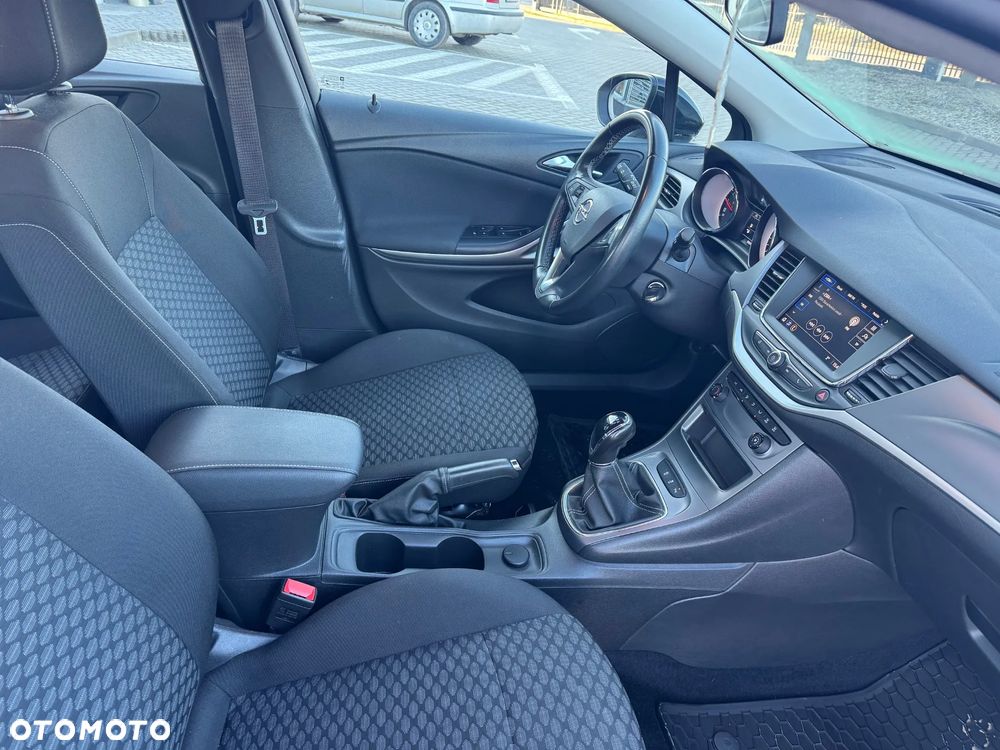 Opel Astra 1.2 T Edition S&S - 13