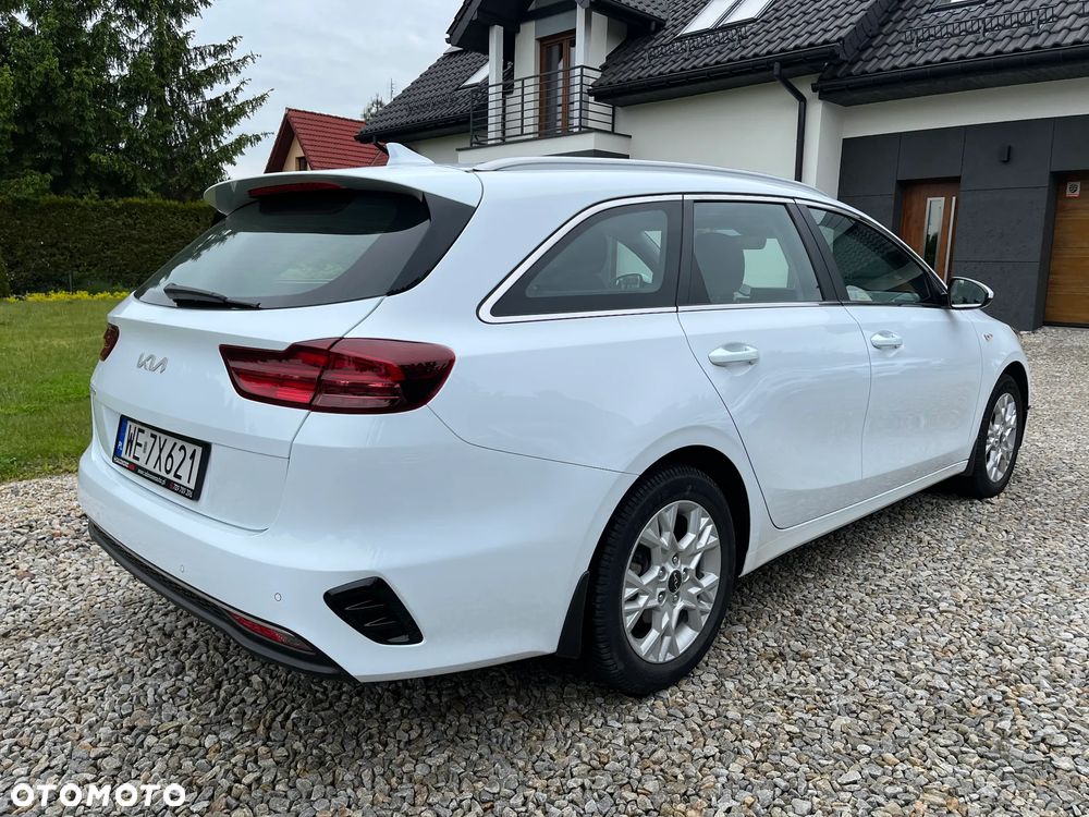 Kia Ceed 1.5 T-GDI M - 3