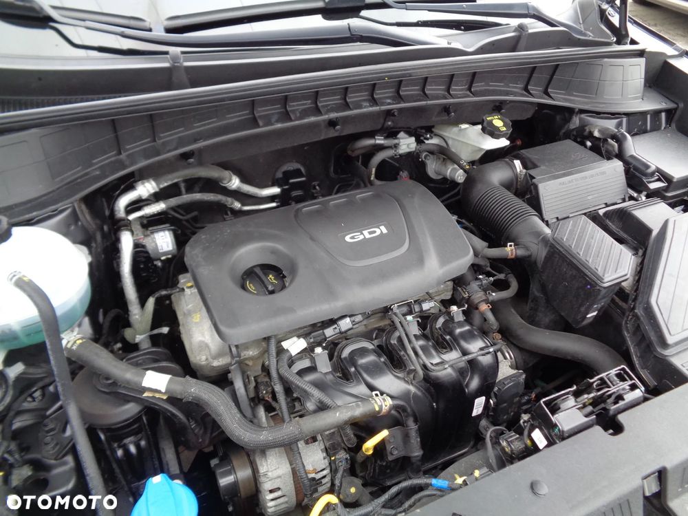 Hyundai Tucson 1.6 GDI BlueDrive Style 2WD - 27