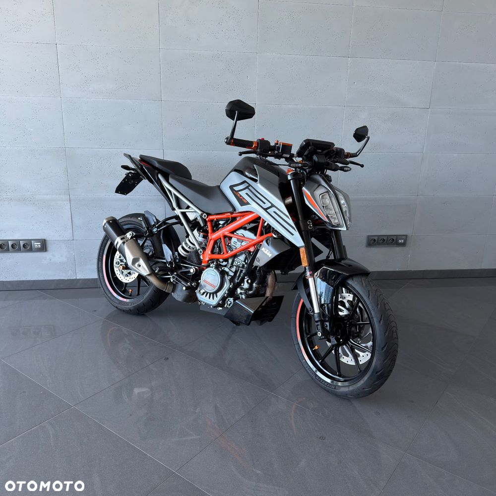 KTM Duke 125 - 1