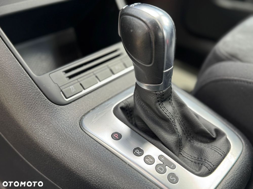 Volkswagen Golf Plus 1.6 TDI DPF DSG Style - 8