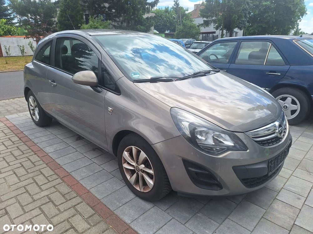 Opel Corsa 1.4 120 Jahre - 2