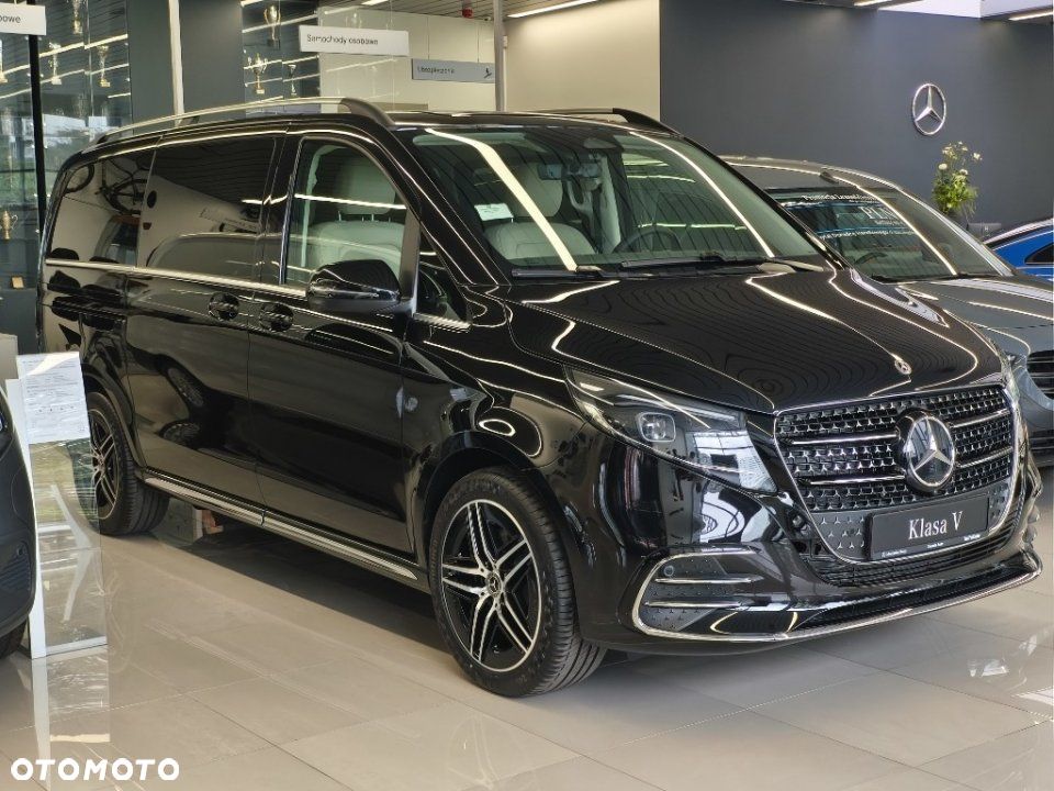 Mercedes-Benz Klasa V - 3