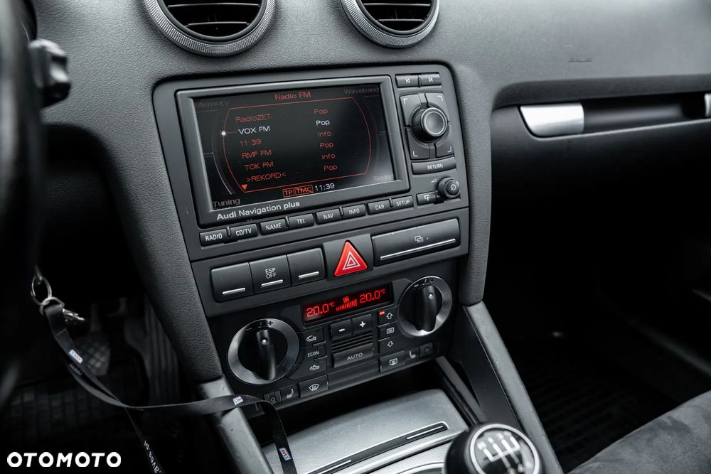 Audi A3 Sportback 2.0 TDI Ambiente - 30