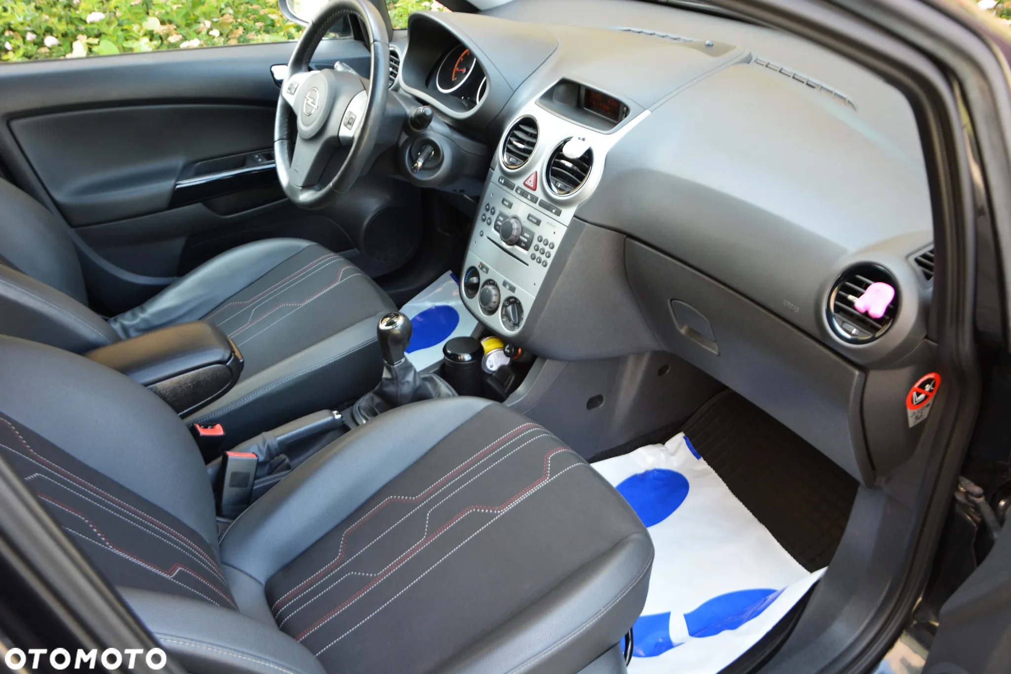 Opel Corsa 1.2 16V EcoFLEX 150 Jahre - 12