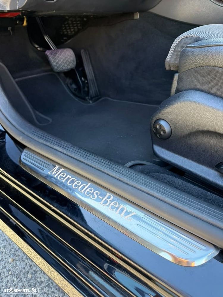 Mercedes-Benz E 300 e Station 9G-TRONIC Avantgarde - 21