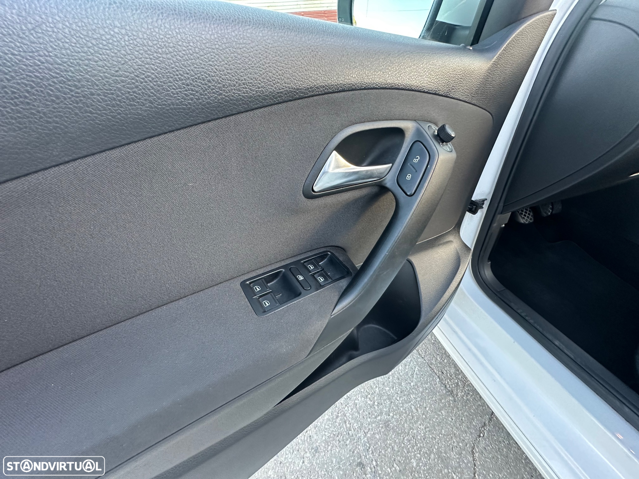 VW Polo 1.2 TSi Confortline - 26