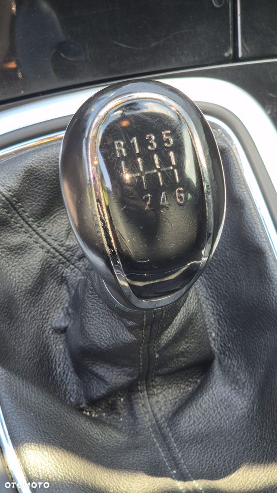 Opel Insignia 2.0 CDTI Edition - 4