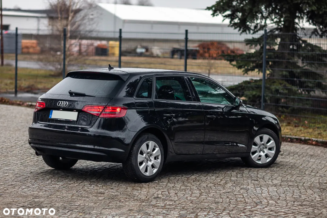 Audi A3 1.6 TDI S tronic - 12