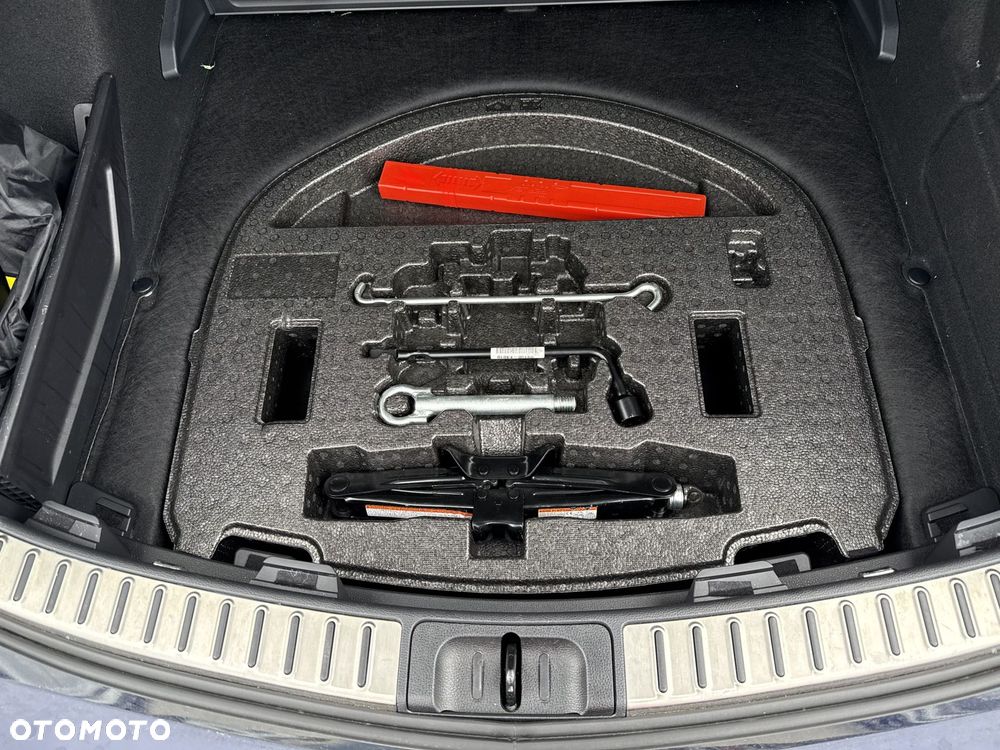 Toyota Corolla - 28