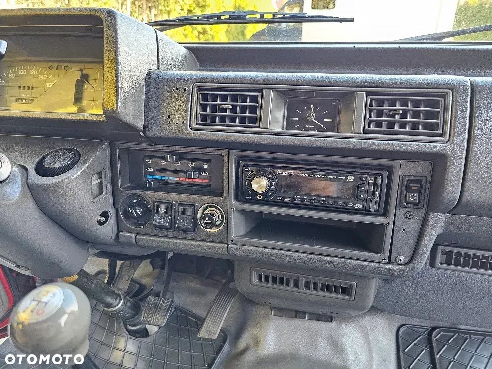 Mazda E2200 - 17