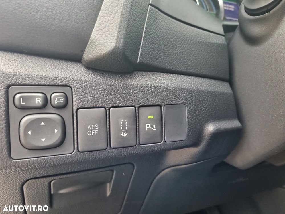 Toyota Auris 1.8 Hybrid Executive - 19