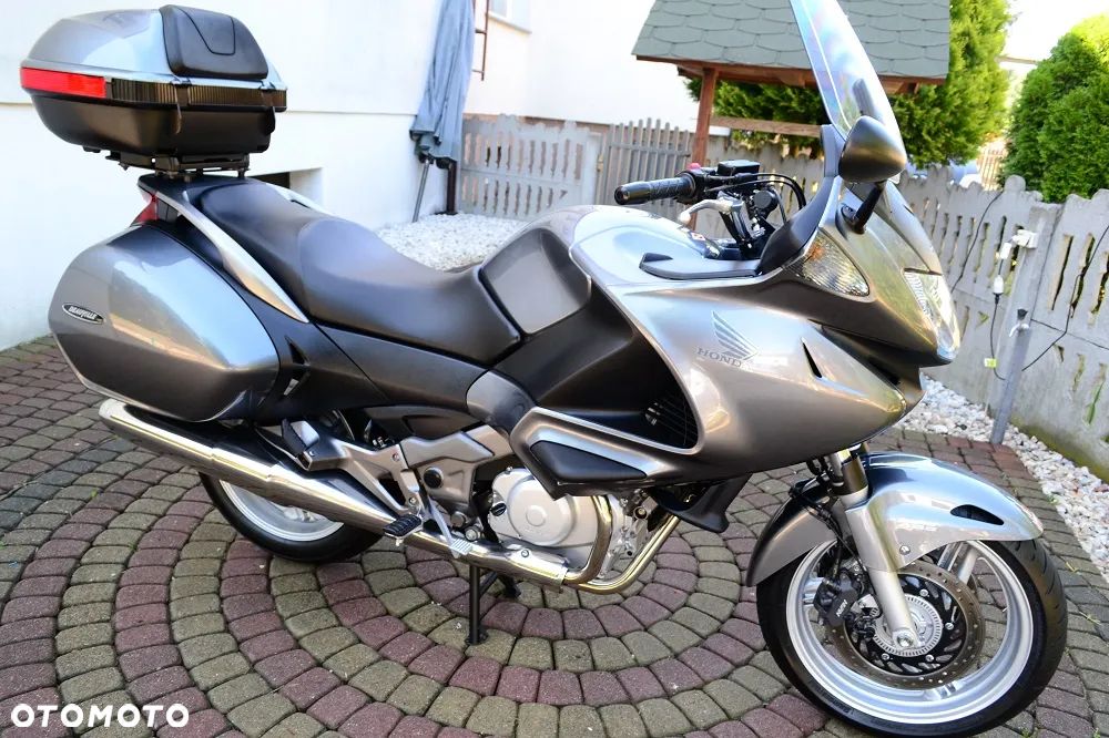 Honda NTV - 2
