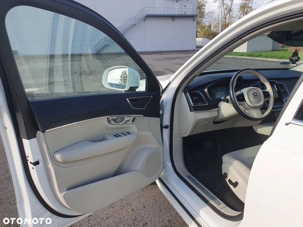 Volvo XC 90 T6 GPF AWD Momentum - 6