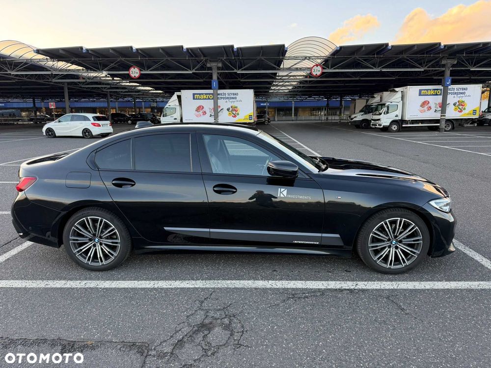 BMW Seria 3 2021 photo 3