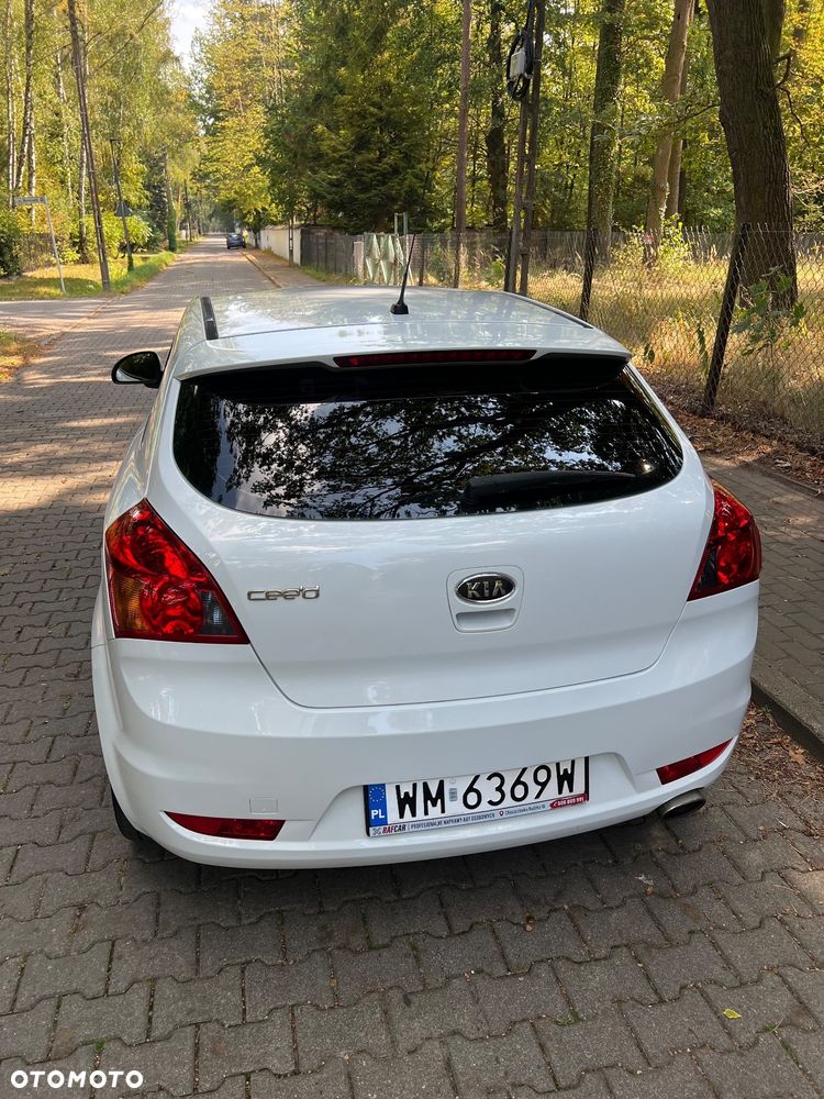 Kia Ceed Cee'd 1.6 Comfort - 4
