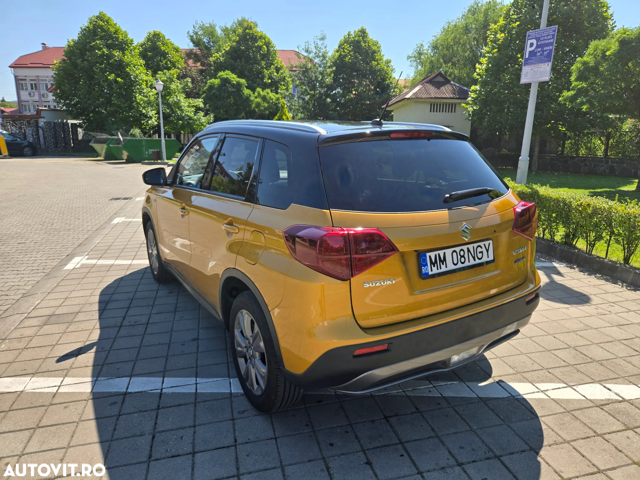 Suzuki Vitara 1.5 AllGrip HEV Passion - 4