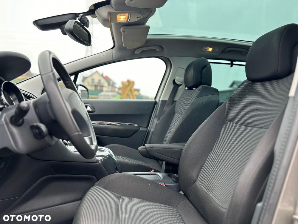 Peugeot 5008 155 THP Automatik Allure - 10