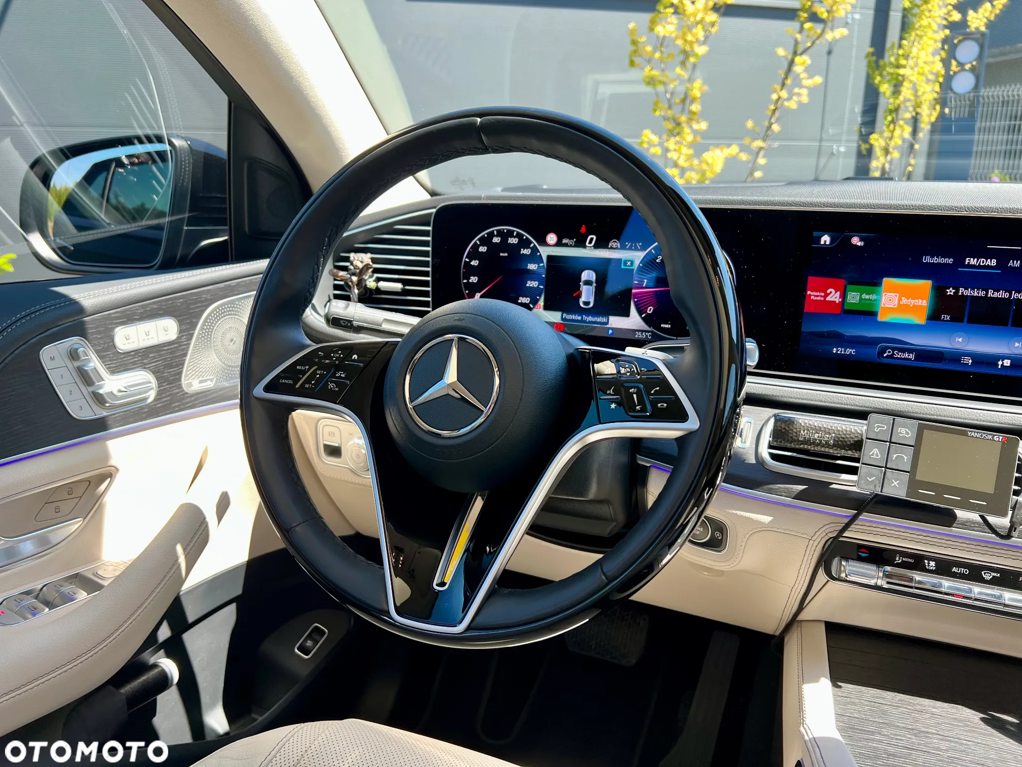 Mercedes-Benz GLE - 9