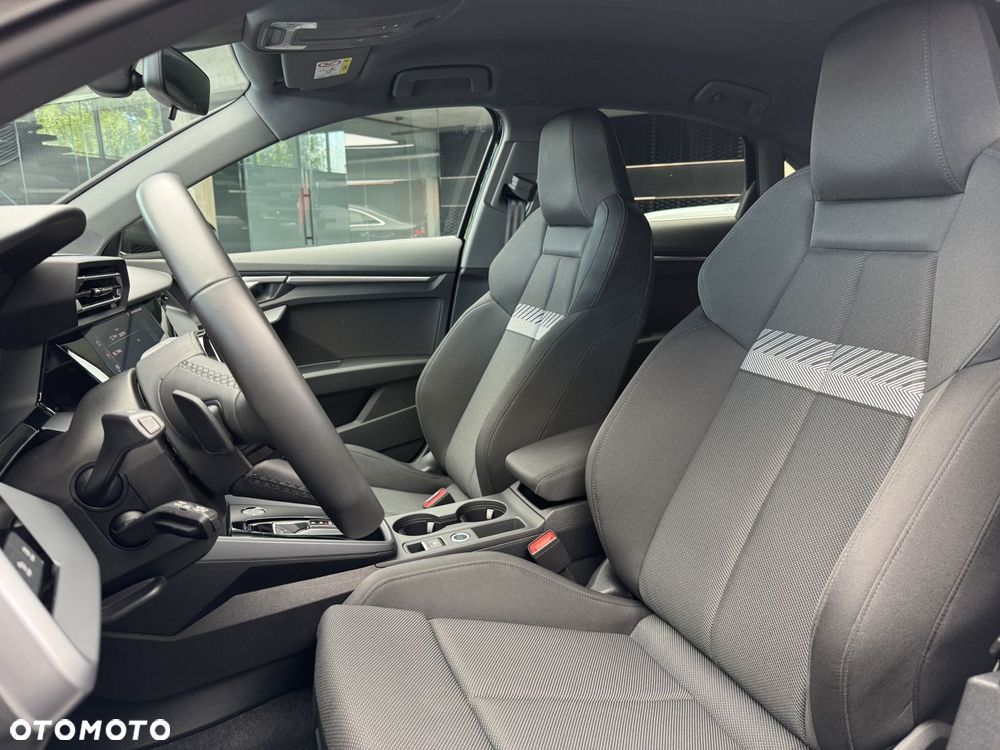 Audi A3 Limousine 30 TFSI mHEV Advanced S tronic - 12